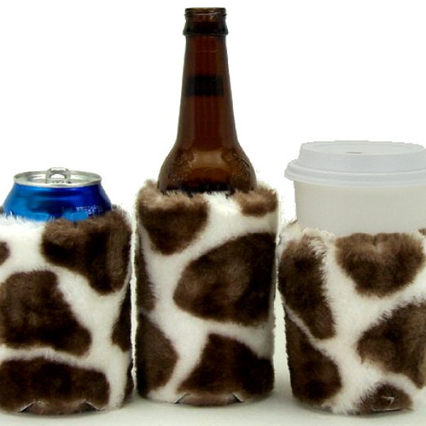 Beverage Insulator #FauxFur #Giraffe PocketHuggie-Folds,Cold/Hot Drinks,Soda, #Coffee,Beer,#SoloCup-Folds-3 Sizes: CUP,CAN,BOTTLE #Starbucks