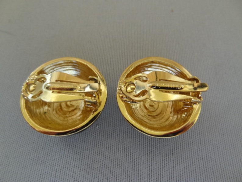 JOHN Enamel /& Gold-tone Clip Earrings 1980/'s Vintage ST