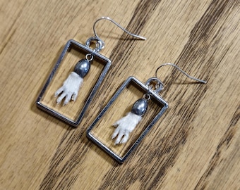 Hamster paw earrings. Taxidermy paw earrings. Taxidermy jewelry. Oddities earrings