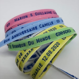 Lot étiquettes à coudre fond blanc texte bleu nom prénom tissé personnalisé bracelet message cadeau d'invités mariage image 5