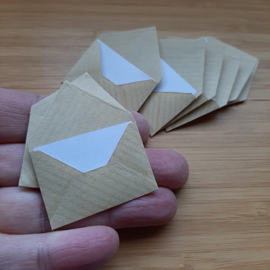 Enveloppes en papier Cartes-cadeaux Enveloppes avec fermoir cardiaque  50piece Mini enveloppe rétro Petite enveloppe pour bricolage graffiti