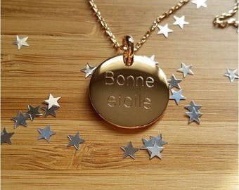 Engravable necklace • 20 mm round medallion and chain • personalized engraved gold-plated jewel • customizable necklace