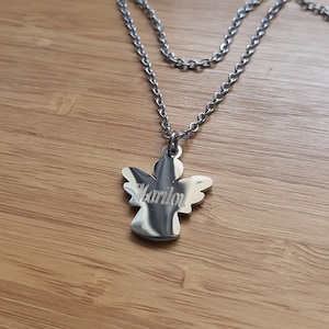 Steel angel necklace • chain with carabiner • personalized jewelry engraved with first name • baptism or communion gift idea • careful packaging