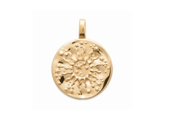 Pendentif à graver motif soleil et étoiles • Médaille ronde 18 mm en plaqué or • avec ou sans gravure • bijou personnalisable gravé