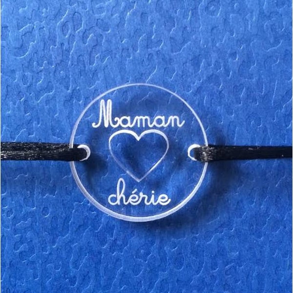 Bracelet sur cordon médaille ronde plexi coeur avec gravure Maman chérie cadeau fête des mères