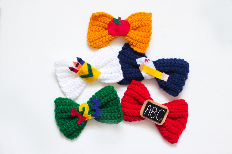 School Bows Back to school bows Crayon bow Pencil Bow Apple Bow Chalkboard bow Back to School outfit Girls bows School outfit Schoo