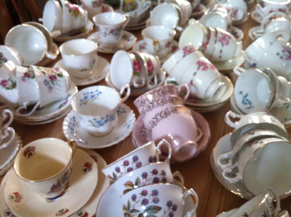 Job lot 15 Pretty Vintage Tea Cups & Saucers- Ideal for use at Tea Parties