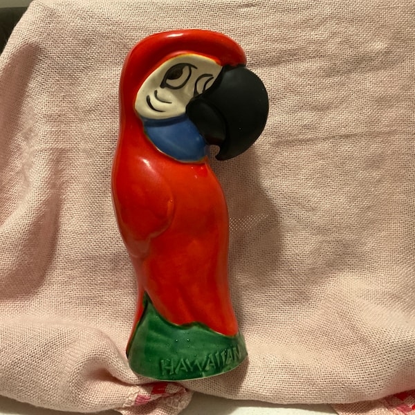 MCM Vintage Hawaiian Cottage 8” Tiki Parrot  Macaw Vase