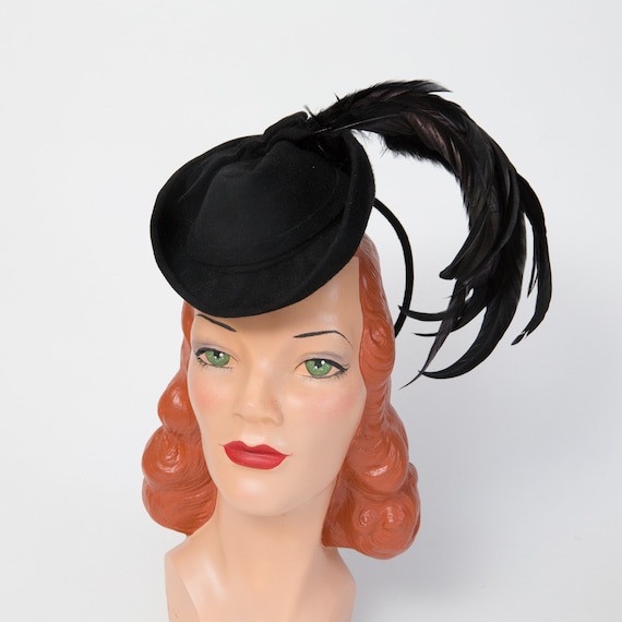 Vintage Tilt Hat with Feathers - 1940s Toy Hat - 1