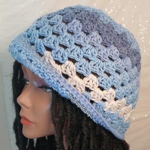 Blue Ombre Granny Stitch Bucket Hat, Classic Unisex Style Beanie, Everyday Fashion Accessory