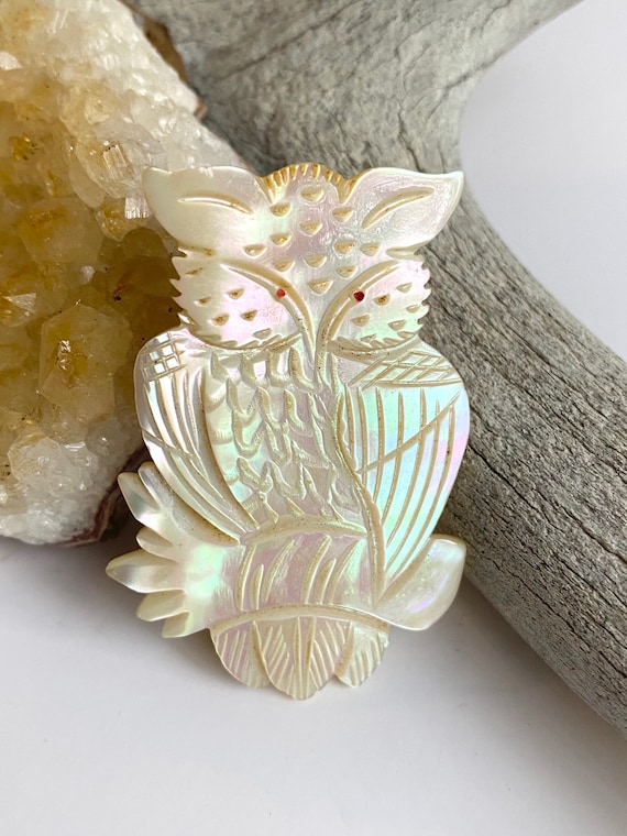 50s Mother of Pearl Owl Brooch