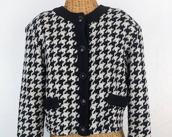 Vintage 1980s 1045 PARK Houndstooth Blazer Jacket with Shoulder Pads Short Waist L