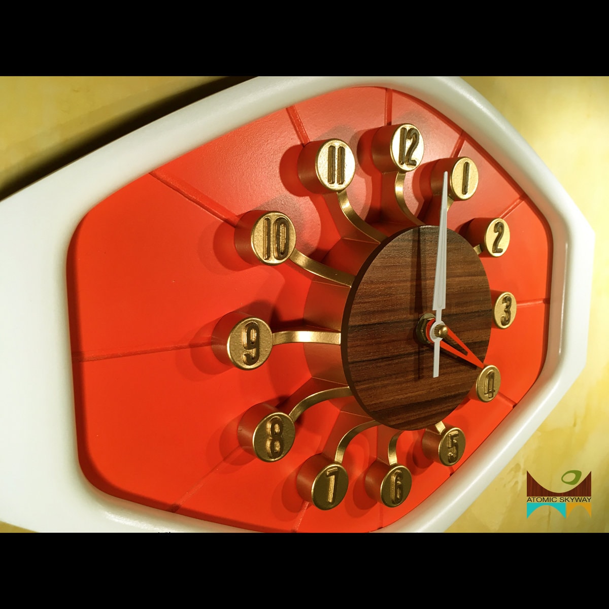 Mid Century Modern Mod Clock 