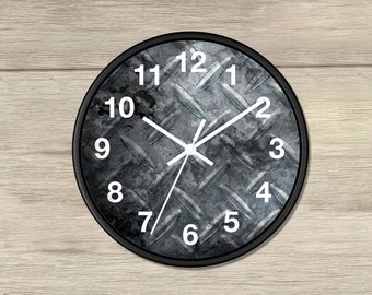 Horloge murale unique, décoration rustique, cadeau pour homme, horloge de ferme, horloge rustique en métal, décoration champêtre, cadeau pour lui, décoration de cabane en rondins