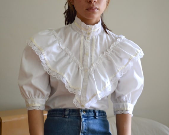 white ruffled puff sleeve romantic jessica gunnies