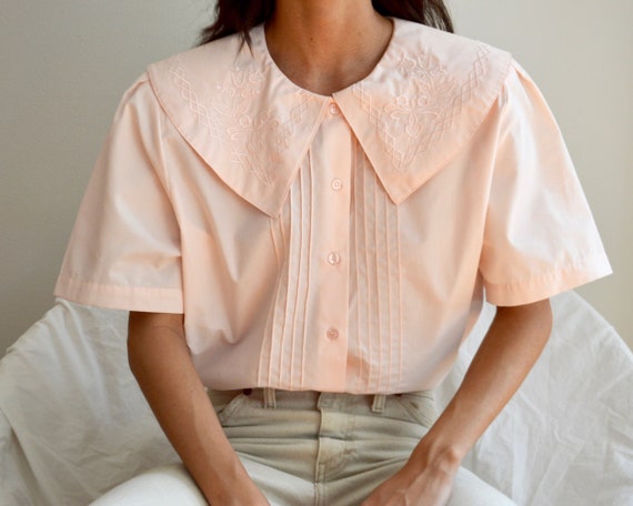 pale pink pintuck large collar short sleeve blouse