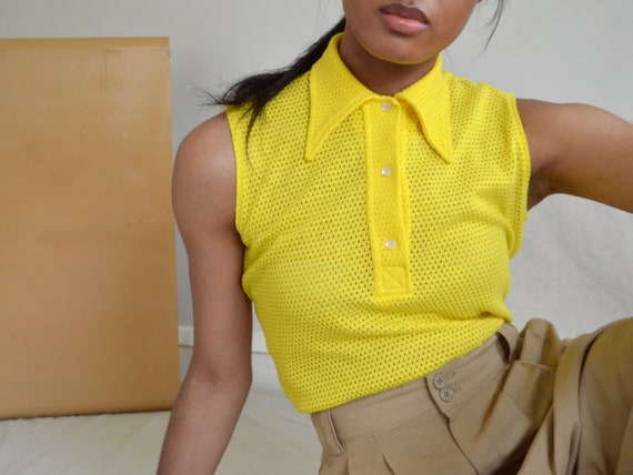 lemon yellow 70s perforated knit sleeveless colla… - image 1