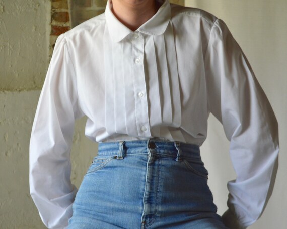 white peter pan collar knife pleat tuxedo shirt
