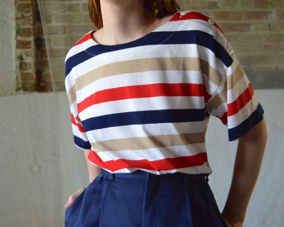 paper thin striped button shoulder tshirt / boxy t