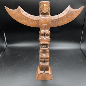 West coast first Nations indigenous 12-in carved totem pole signed