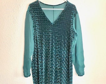 1980's Dark Green Stretch Velvet Dress with Long Sleeves Plus Size XL