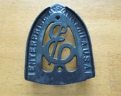Vintage Trivit, Sad Iron, Letter E, Enterprise, Philadelphia, USA
