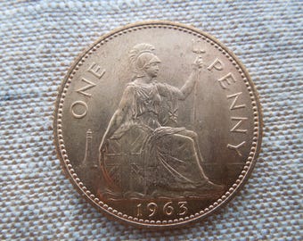 【100枚セット！】英国1ペニー銅貨 エリザベス女王1961〜67年発行 100枚セット！】英国1ペニー銅貨 エリザベス女王1961〜67年発行