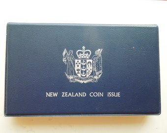 New Zealand Proof Set 1977.