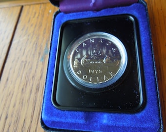 Canada Dollar Coin, 1975 Voyageur, In Presentation Box