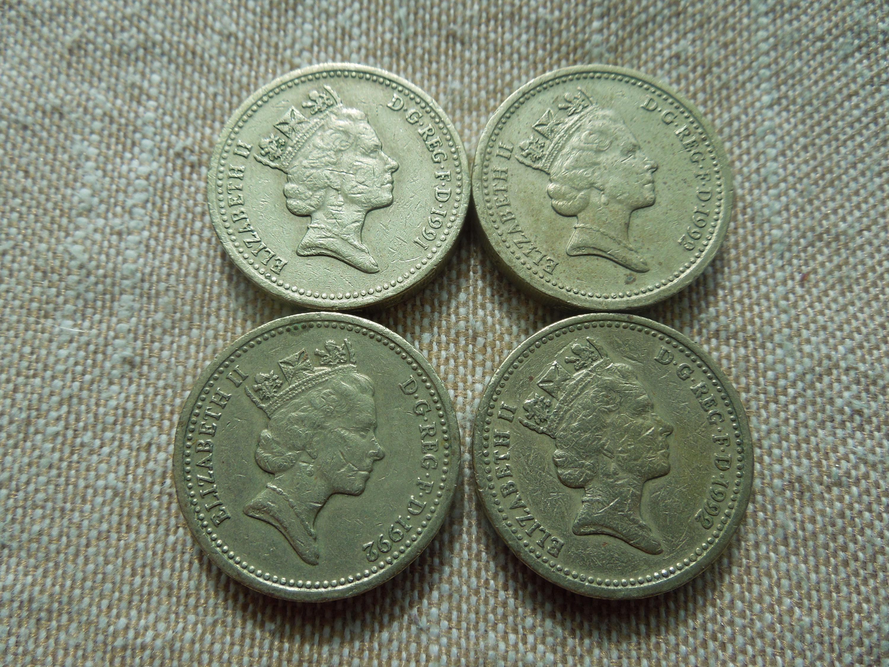 英国1ポンド硬貨、1983年～2001年発行、各種デザイン - 1枚単位で販売