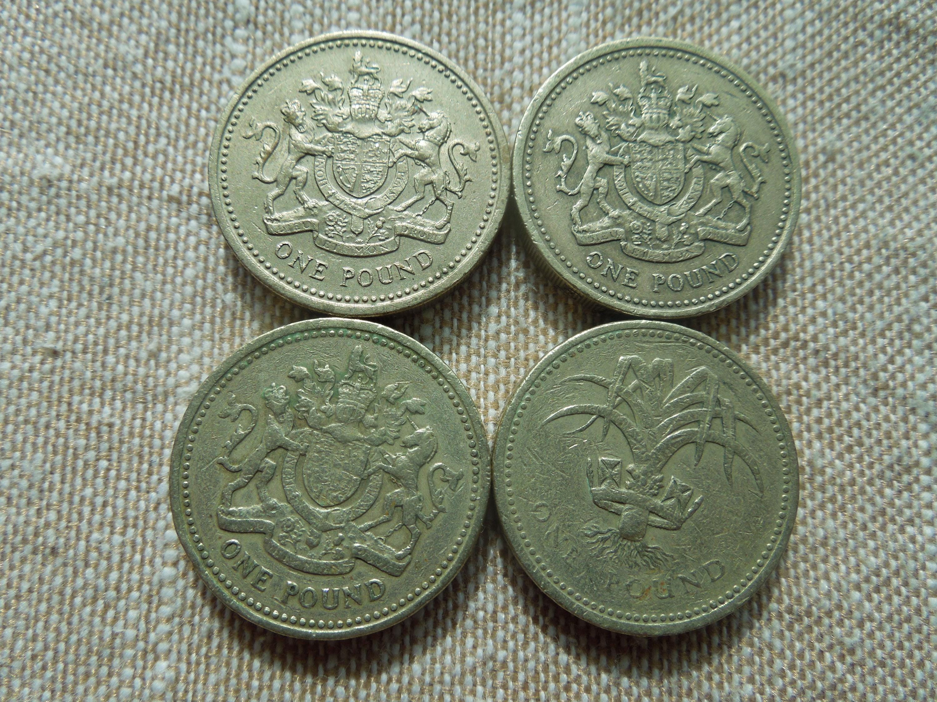 英国1ポンド硬貨、1983年～2001年発行、各種デザイン - 1枚単位で販売