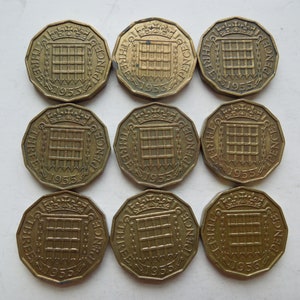 Queen Elizabeth 2nd, British 3 Pence, 1961 to 1967, Crowned Portcullis.  Sell By The Piece