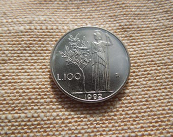 希少1965年1977年1,978年1979年イタリア 100リラ 女性と木 希少1965年1977年1,978年1979年イタリア 100リラ 女性と木