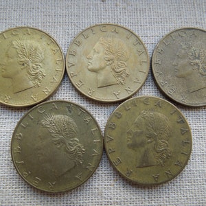 Italy Coins, 20 Lire, 1957 to 1958, Oak Leaves, Republic of Italy.  Sell By The Piece