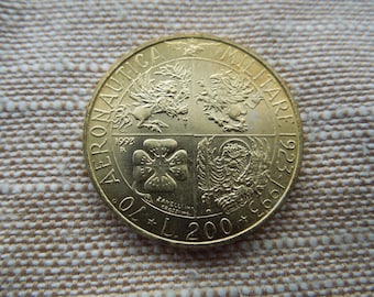 ヴィンテージ イタリア 1995 年。200 リラのコイン。イタリア共和国