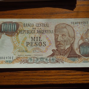 Argentina Bank Note, 1000 Pesos, 1982 to 1983, Nice Crisp Condition - Several Available