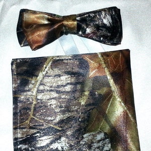 Mossy Oak Tuxedo Vest main image 0