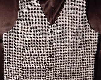 Trending 5-button HoundsTooth Print vest