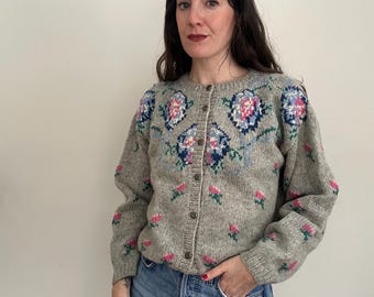 Vintage 90s Shetland Wool Floral Cardigan – Cottagecore Button Front Sweater