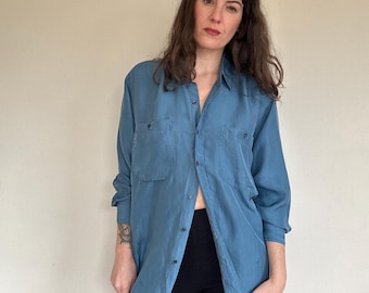 Blusa vintage de seda azul pizarra con botones / Talla M de mujer