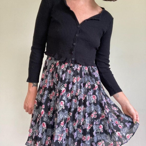 True vintage high waisted pleated mini skirt - image 6