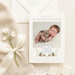 Anuncio de nacimiento de pato real, anuncio de nacimiento de niño, anuncio de nacimiento, anuncio de nacimiento con monograma, bienvenido bebé