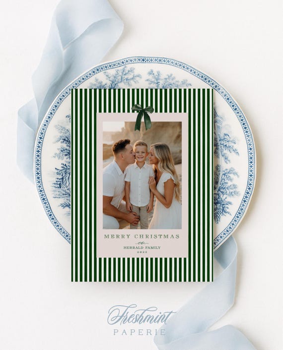Photo Holiday Card: Hunter Green Ribbon & Velvet (5x7, Printed, Set of 20+)
