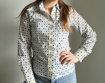 Button blouse retro style