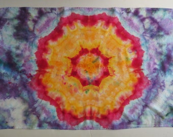 MEDIUM TAPESTRY