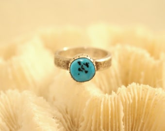 Vintage Navajo Silver and Turquoise Ring
