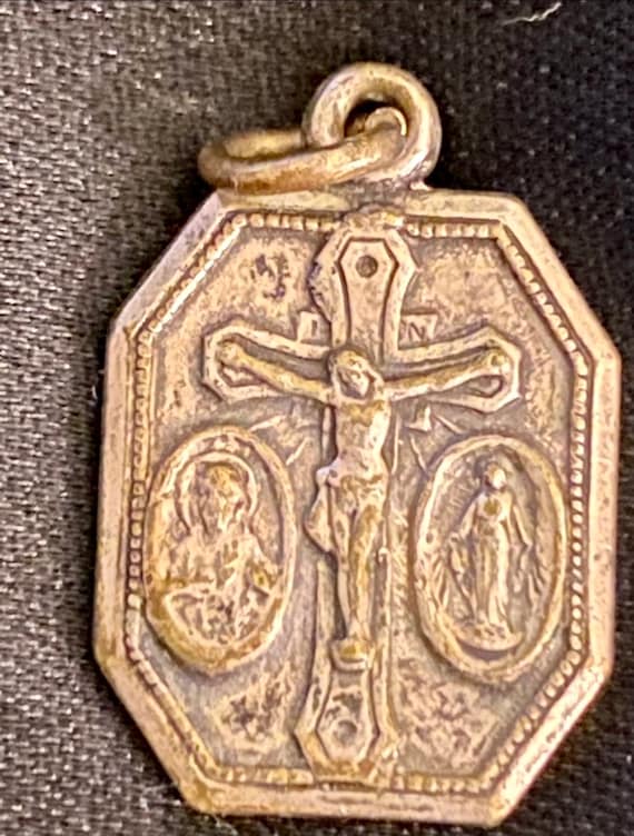 Jesus, Joseph & Mary pendant. Silver overlay. All… - image 1