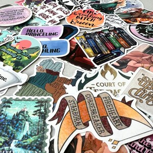 Romantasy Reader Gift | Kindle Sticker Bundle | Vinyl Decals | SJM book lovers | Spicy Smut Fan Merch | Romance Fantasy Book Club bild 12