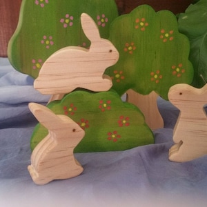 Wooden bunnies, set of 3, natural wooden toy, waldorf toy, steiner toy, pretend play, bunny, Easter