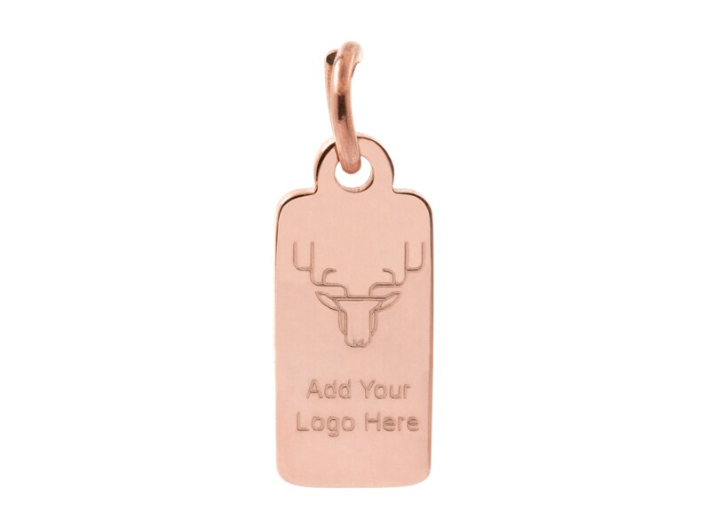 Op de afbeelding: Roze gouden hanger met een hert silhouet en de tekst "Add Your Logo Here".